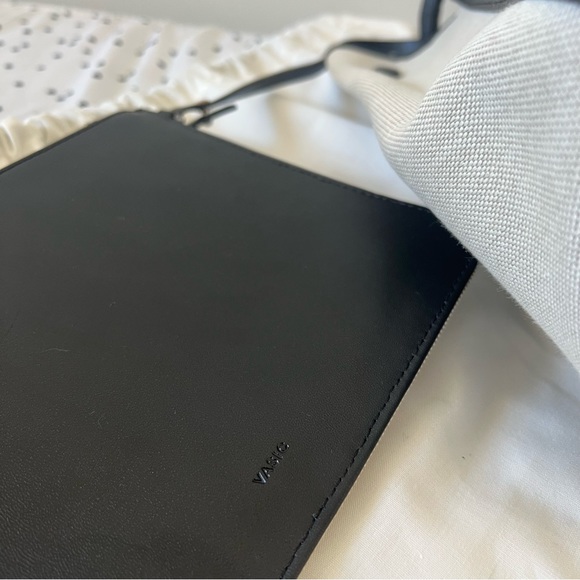 VASIC New York Canvas Bucket Bag Large with Dust bag - Picture 5 of 11